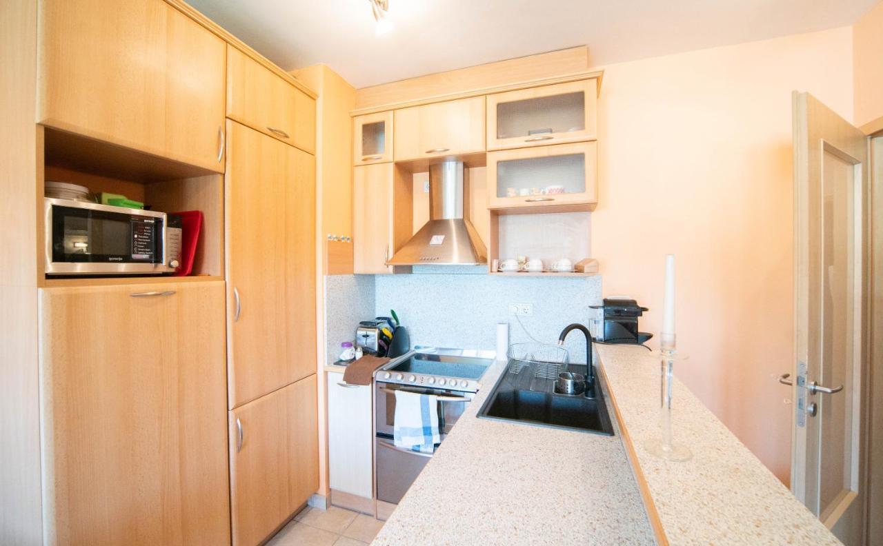 Free Parking Amphitheater Apartment - Wifi, Ac, Tv Budapeste Exterior foto